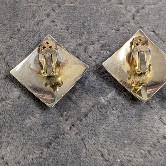 Vintage Diamond Shaped Black Acrylic & Silvertone Clip Earrings - Picture 5 of 5